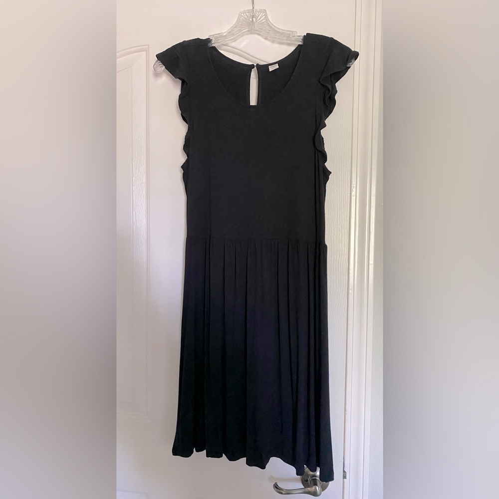 Old Navy Women’s Black Ruffle Flutter Sleeve Swing Dress Medium M